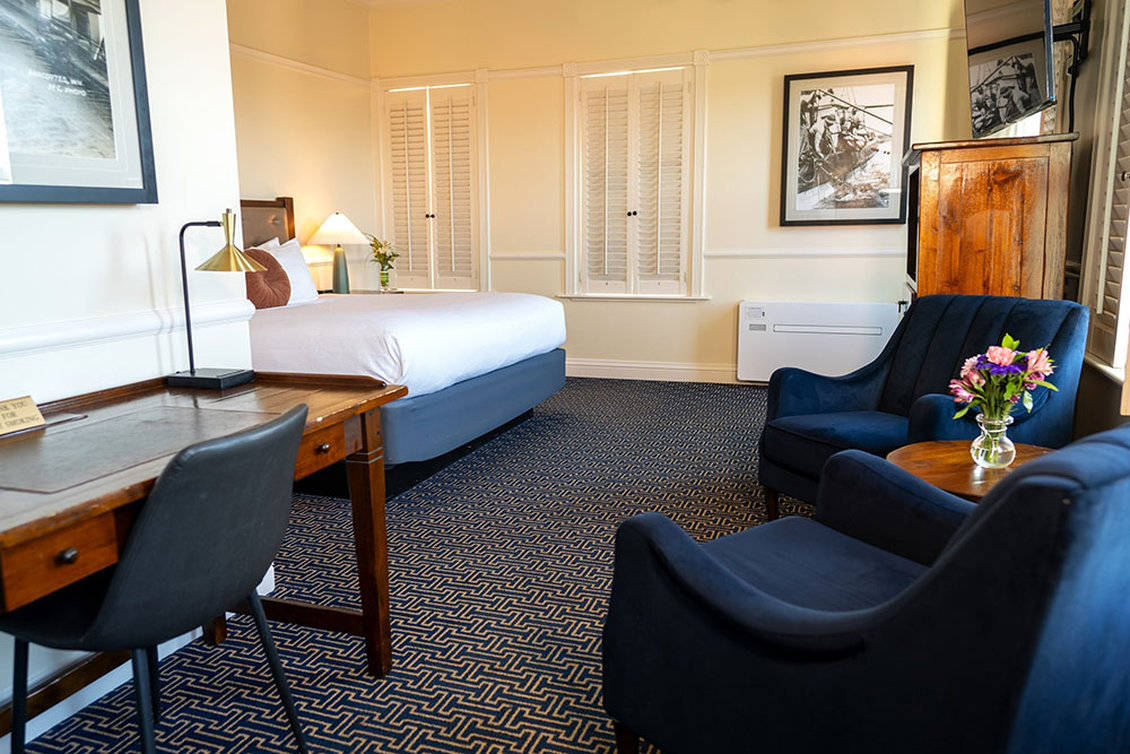Majestic Inn & Spa 52/80