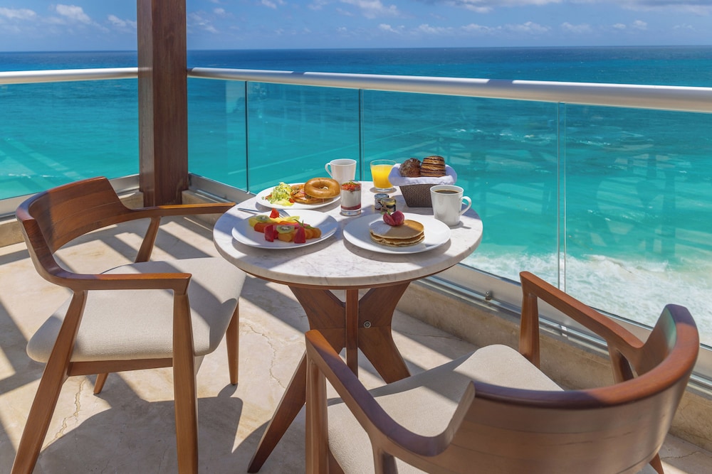 Sun Palace - Adults Only 36/49