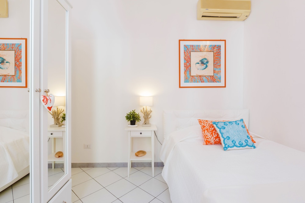 B&B Piazza Fratti 48/69