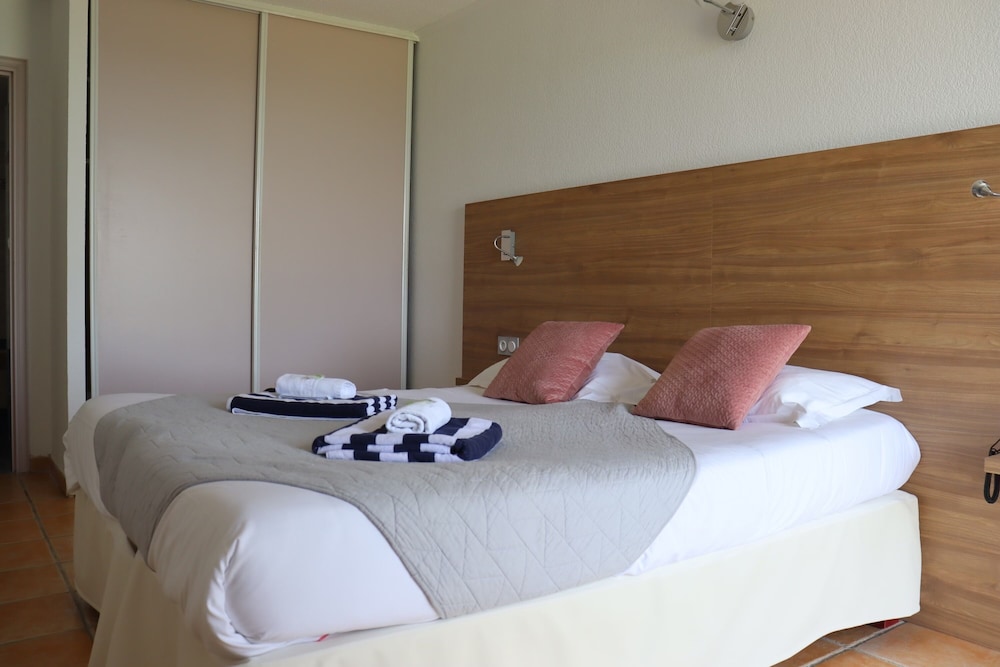 Hotel Bellevue Bastia 21/37