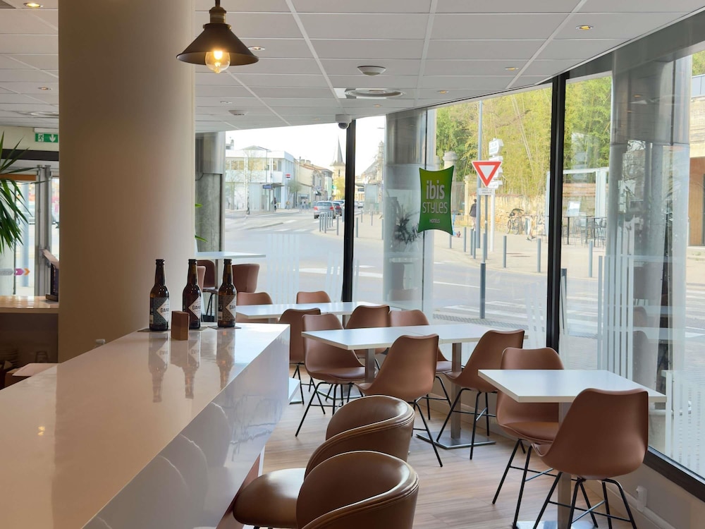 Ibis Styles Bordeaux Saint Medard 42/50