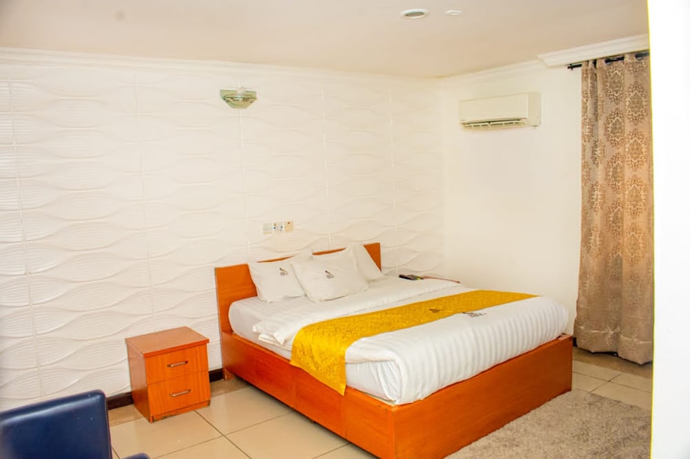 Eed Pension Boutique Hotel 8/46
