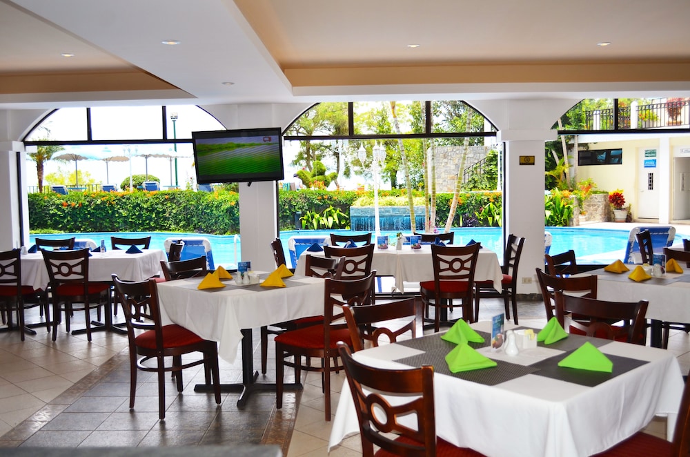 Hotel La Riviera De Atitlan 46/65