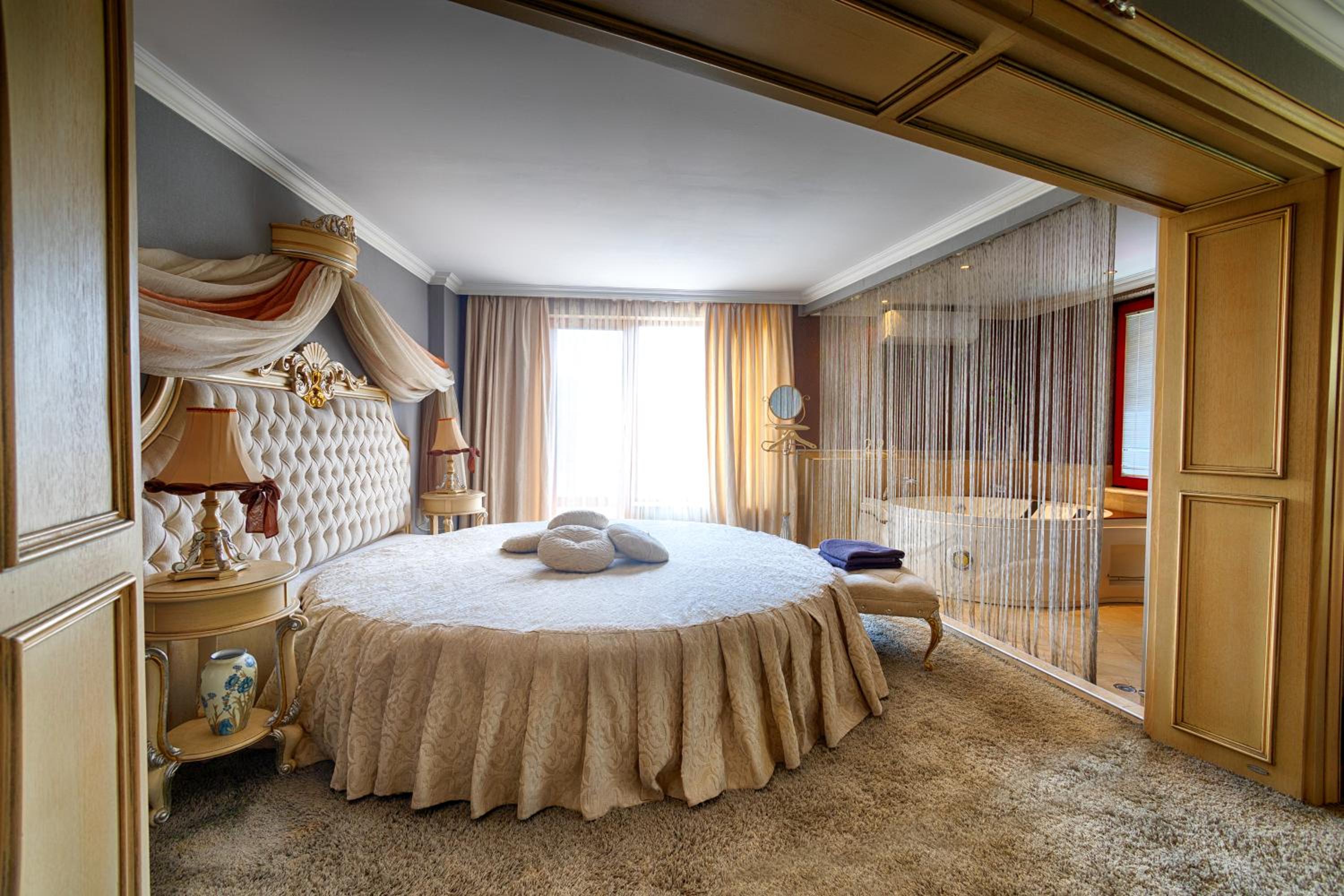 Interior, Dayana, Junior Suite, Hot Tub
