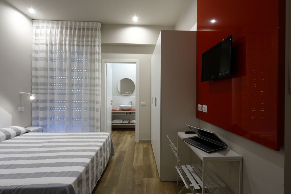 Hotel Aurea 42/66