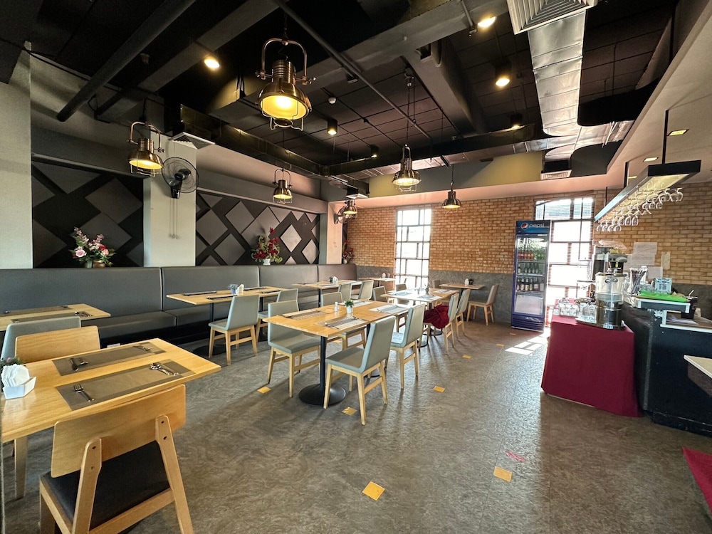 Sorin Boutique Hotel 49/66