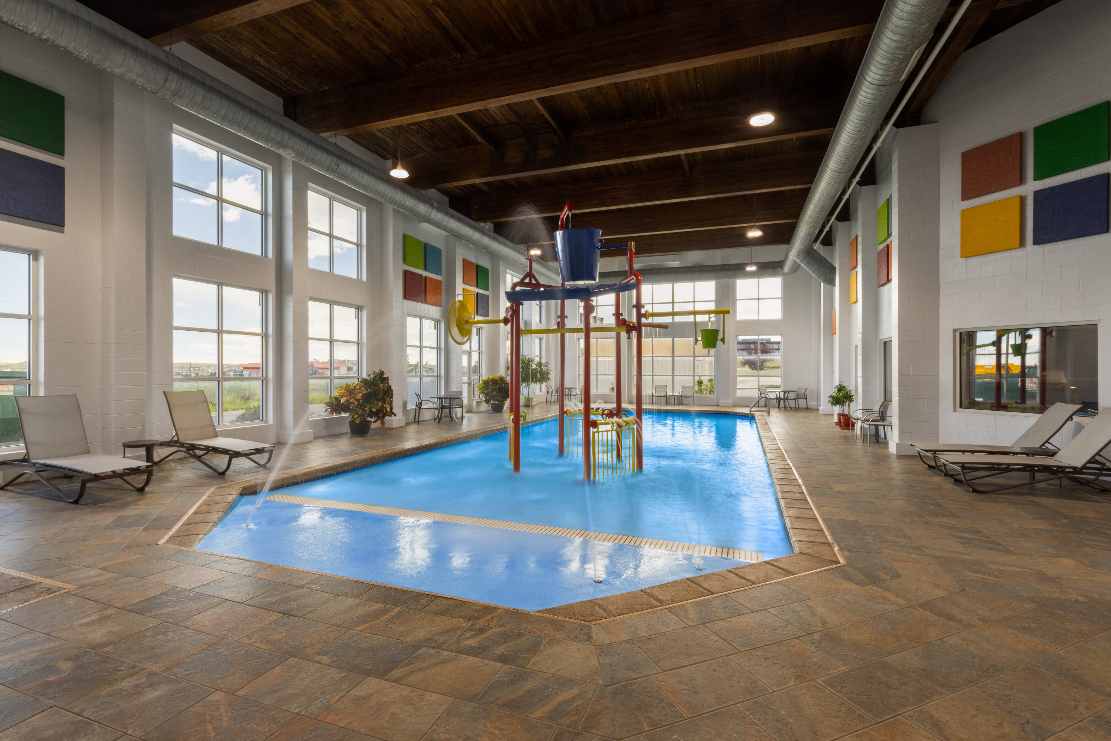 Holiday Inn Express Hotel And Suites Rapid City 34/78