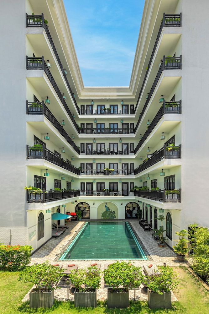 Hoi An Delicacy Hotel & Spa 96/100