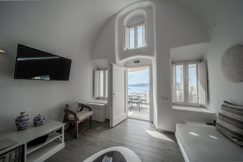 Angel Luxury Suites 31/46