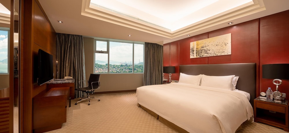 Swiss Grand Xiamen 8/50