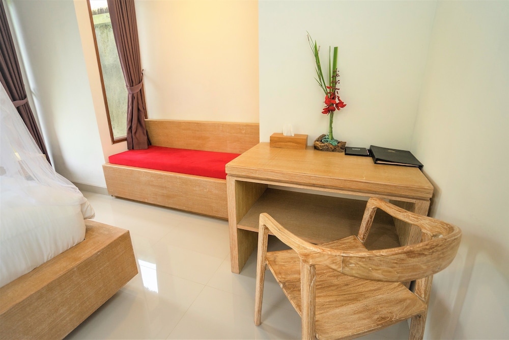 Three Gold Luxury Private Villas 23/50