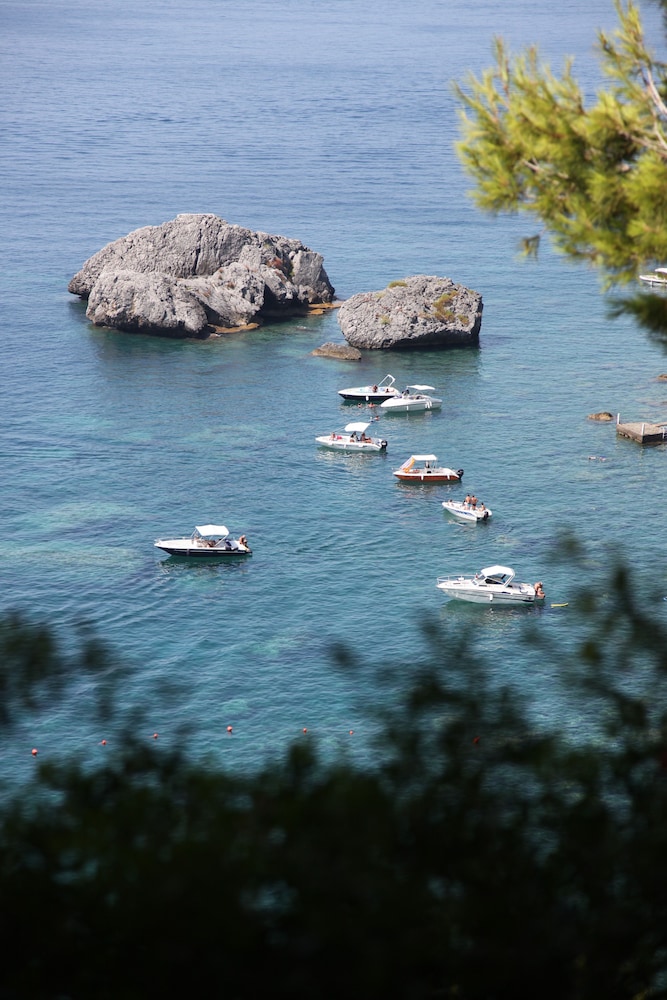Santavenere Hotel 37/71