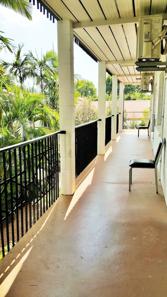 Coconut Grove Holiday Apartments 30/43