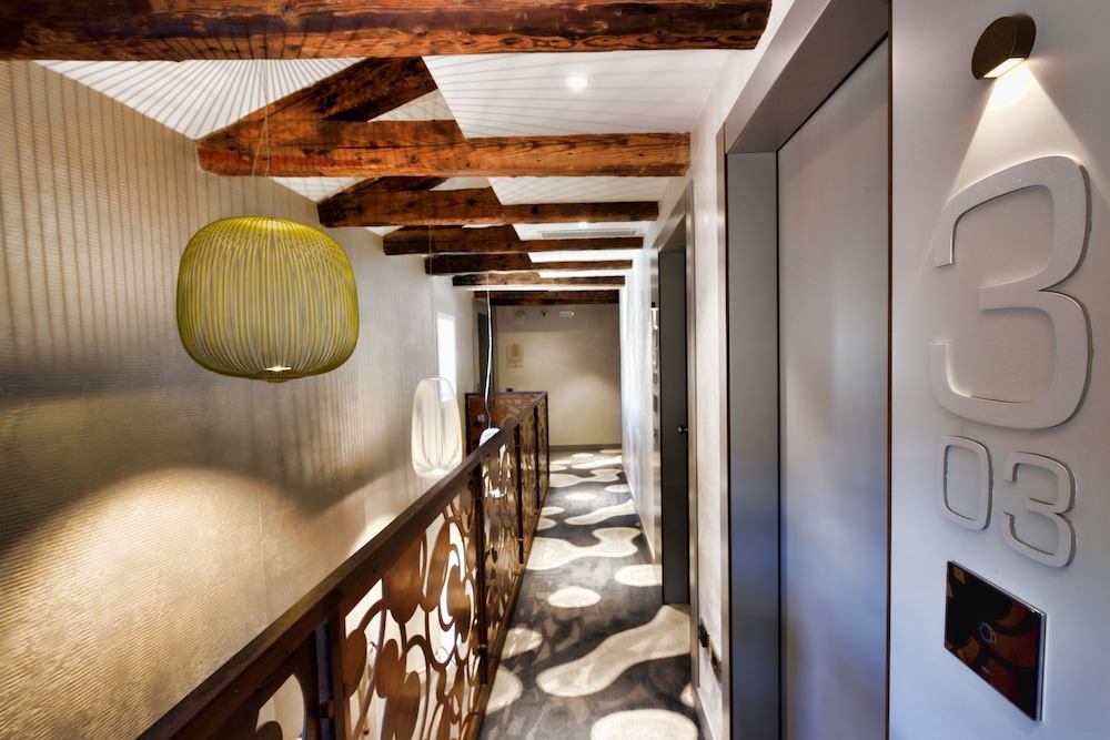 Rosa Salva Hotel 40/56