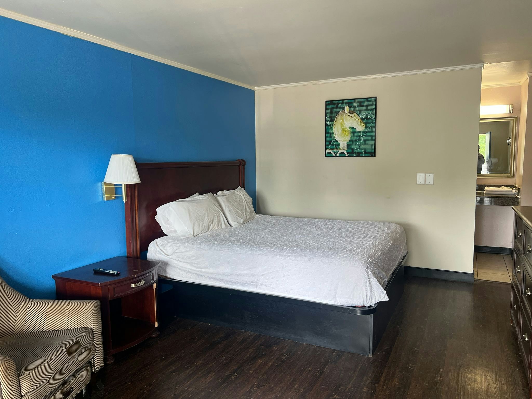 Capitol Inn by Belvilla Richmond Airport VA 14/22