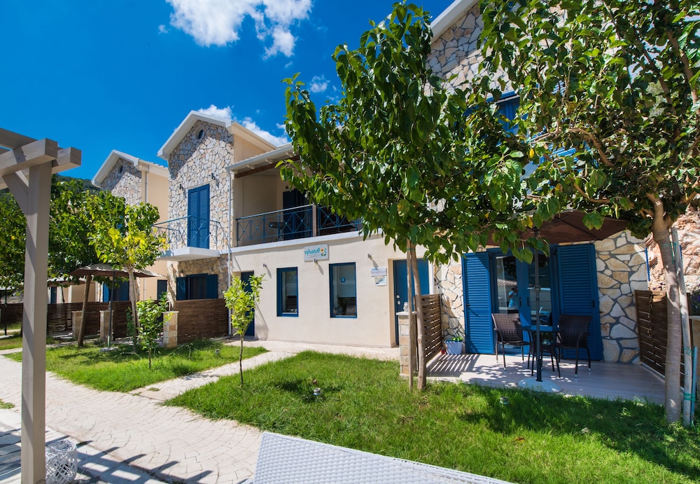 Ilianthos Apartments And Studios 41/50