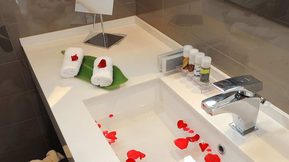 Iakovakis Suites Spa 33/50