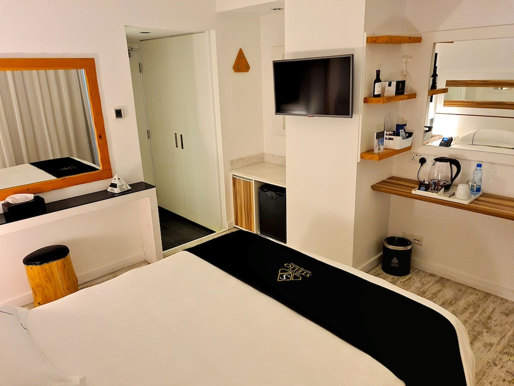 The Ciao Stelio Deluxe Hotel - Adults Only 26/65