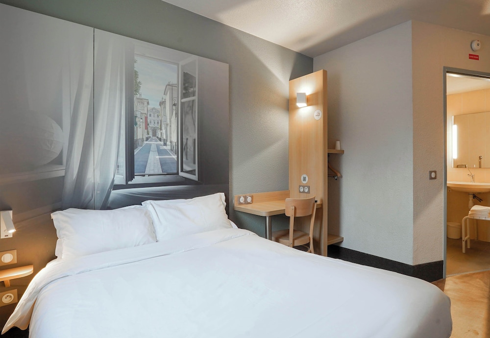 ROOM, DOUBLE BED, ACCESSIBLE
