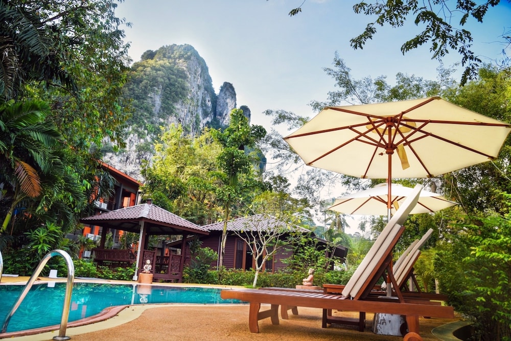 Frank Ao Nang Krabi Resort 60/68