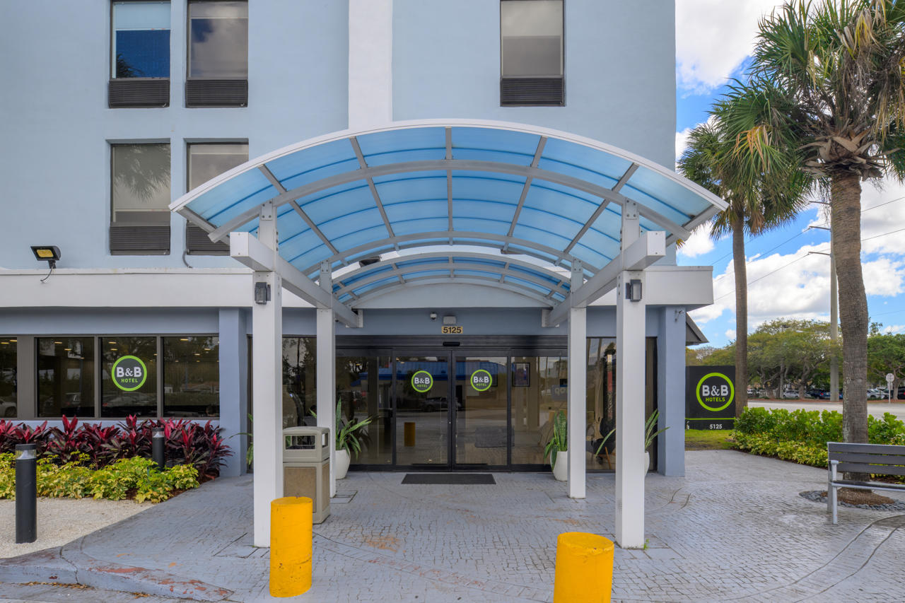 B&B Hotel Miami Airport 47/58