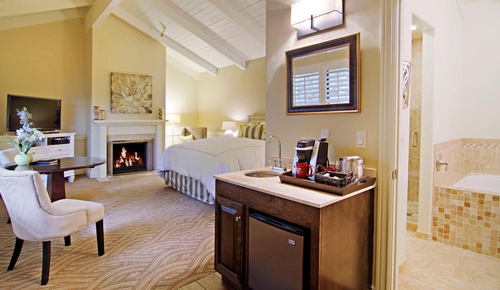 Carriage House Inn 35/35