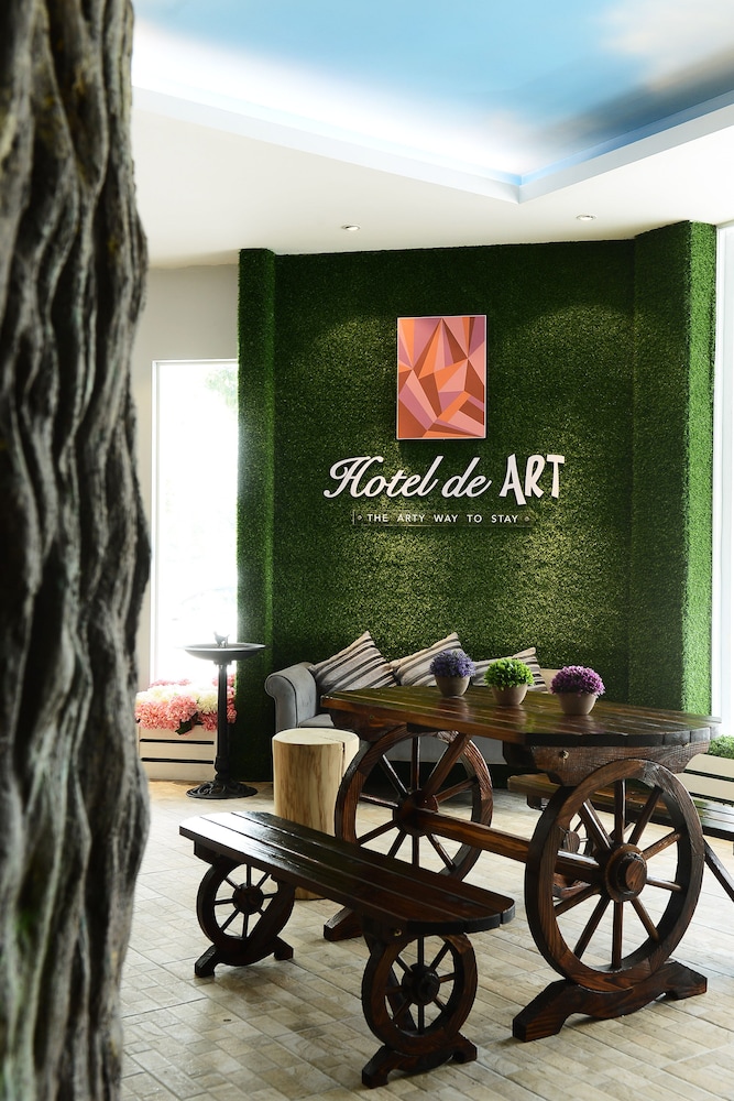 Hotel De Art Usj 21 3/35