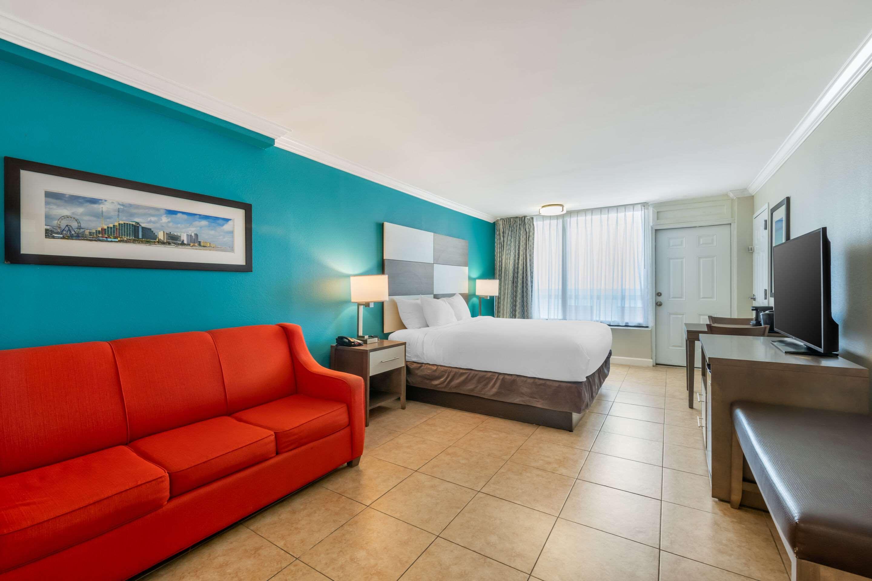 ROOM, KING BED