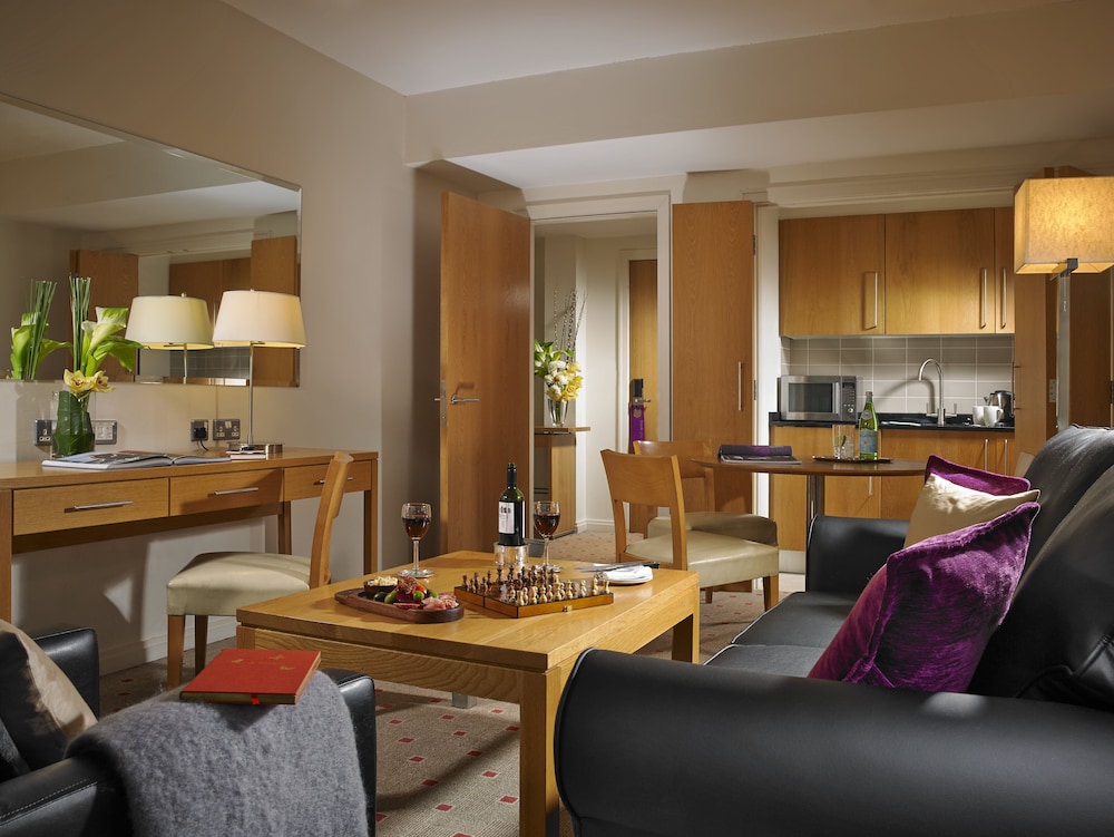 Clayton Hotel Liffey Valley 28/36