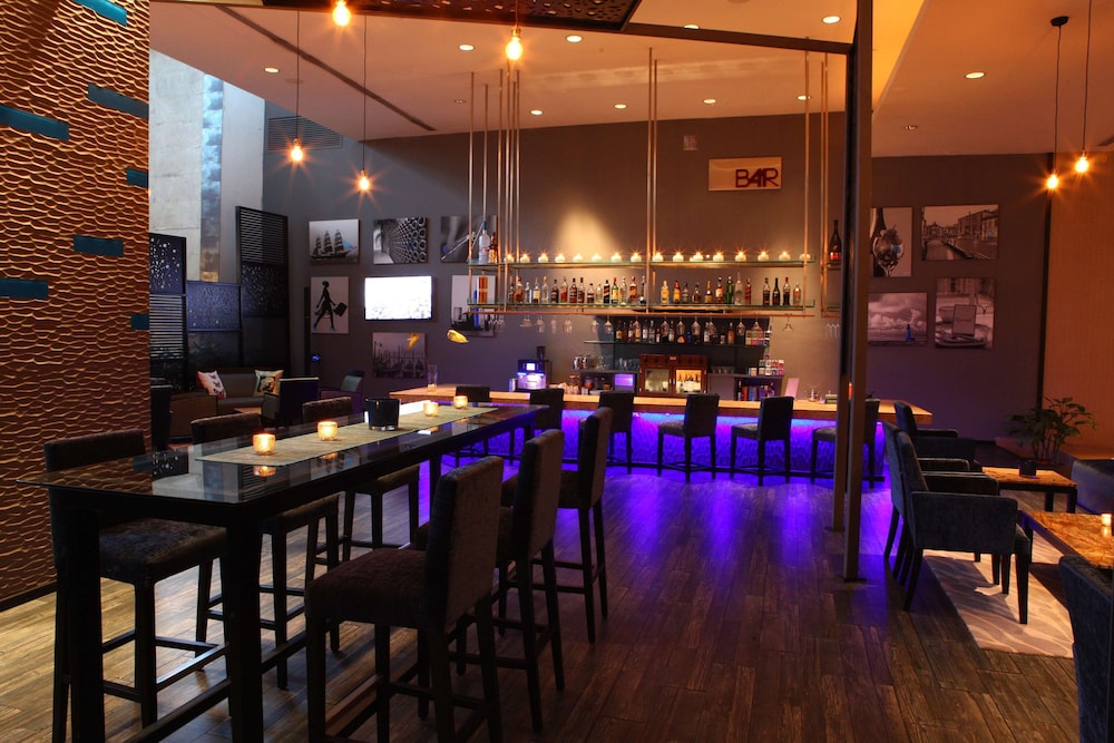 Radisson Blu Plaza Hotel Hyderabad Banjara Hills 57/73
