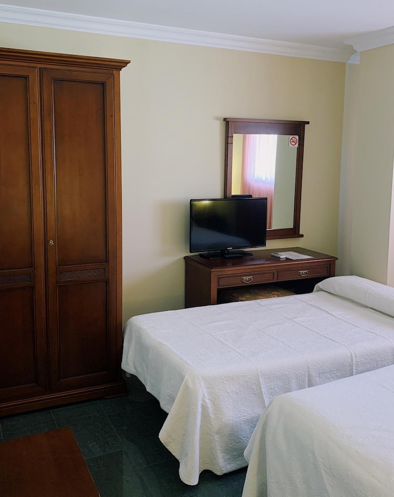 Hotel Kazar 12/30