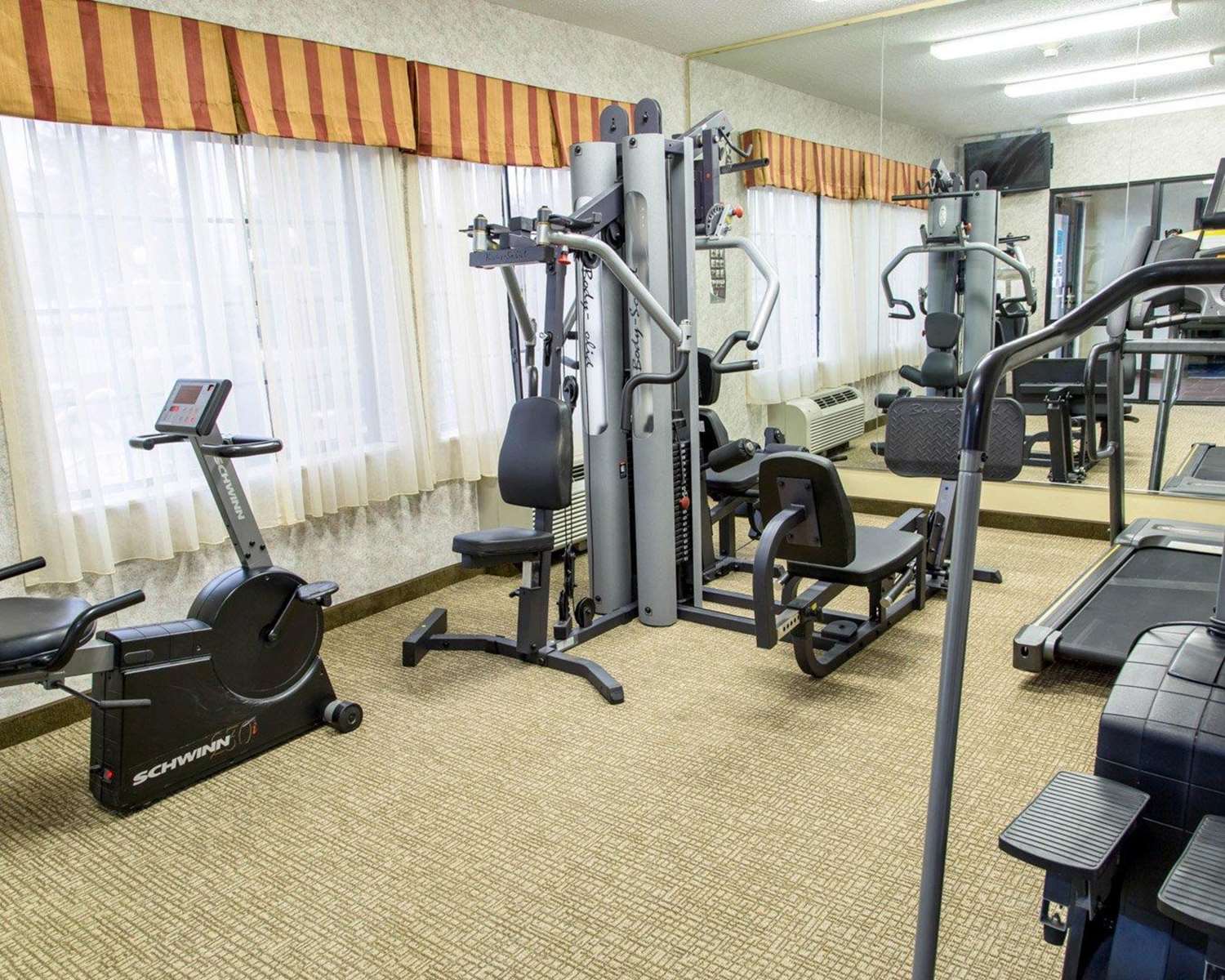 Comfort Inn Shreveport I-49, LA 20/27
