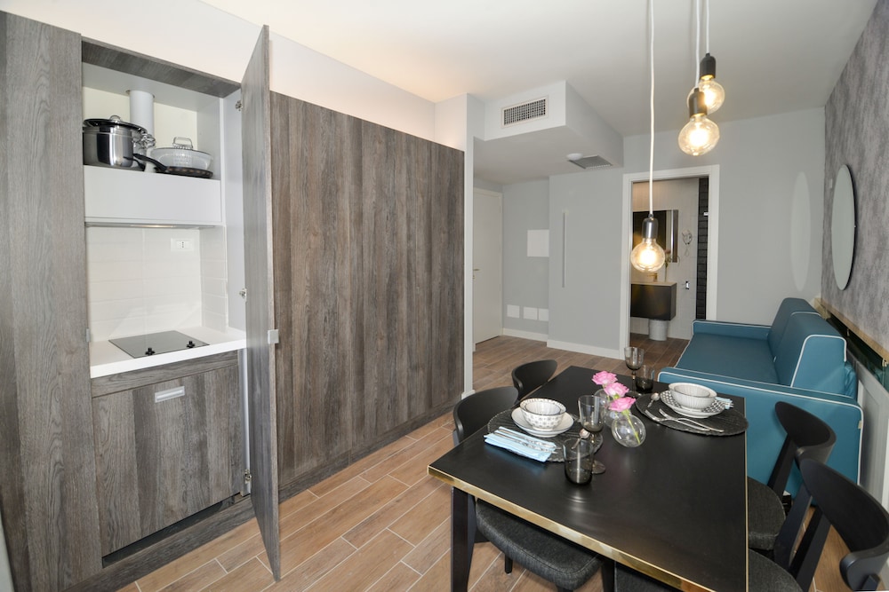 Residence Ten Suite 15/40