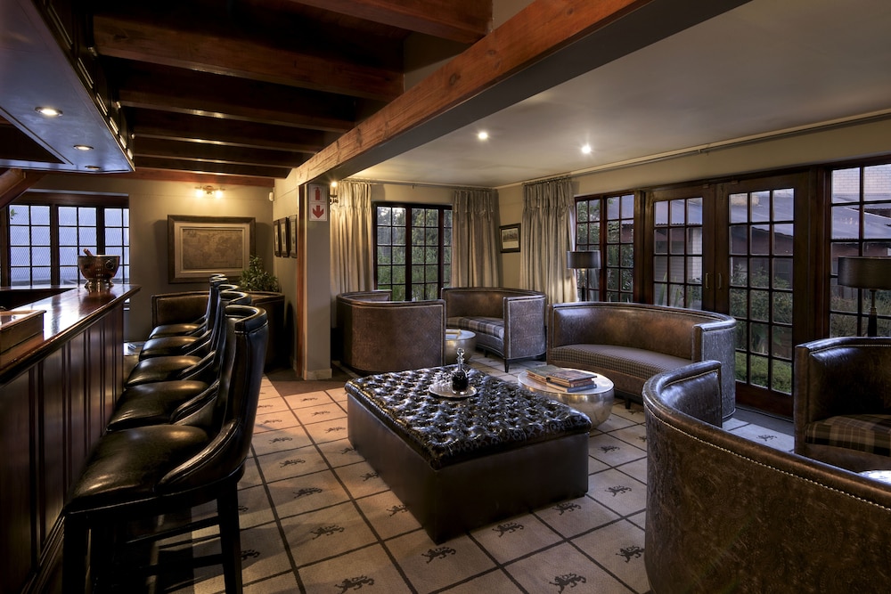 The Highlander Hotel 35/50