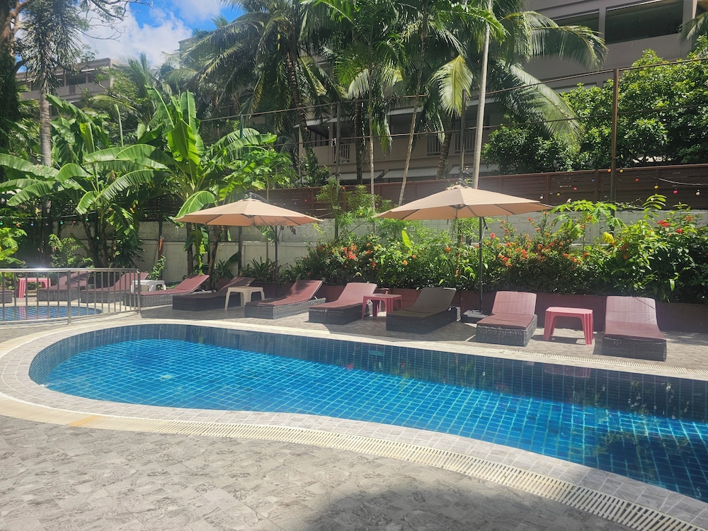 Patong Central Residence & Apartment 44/50