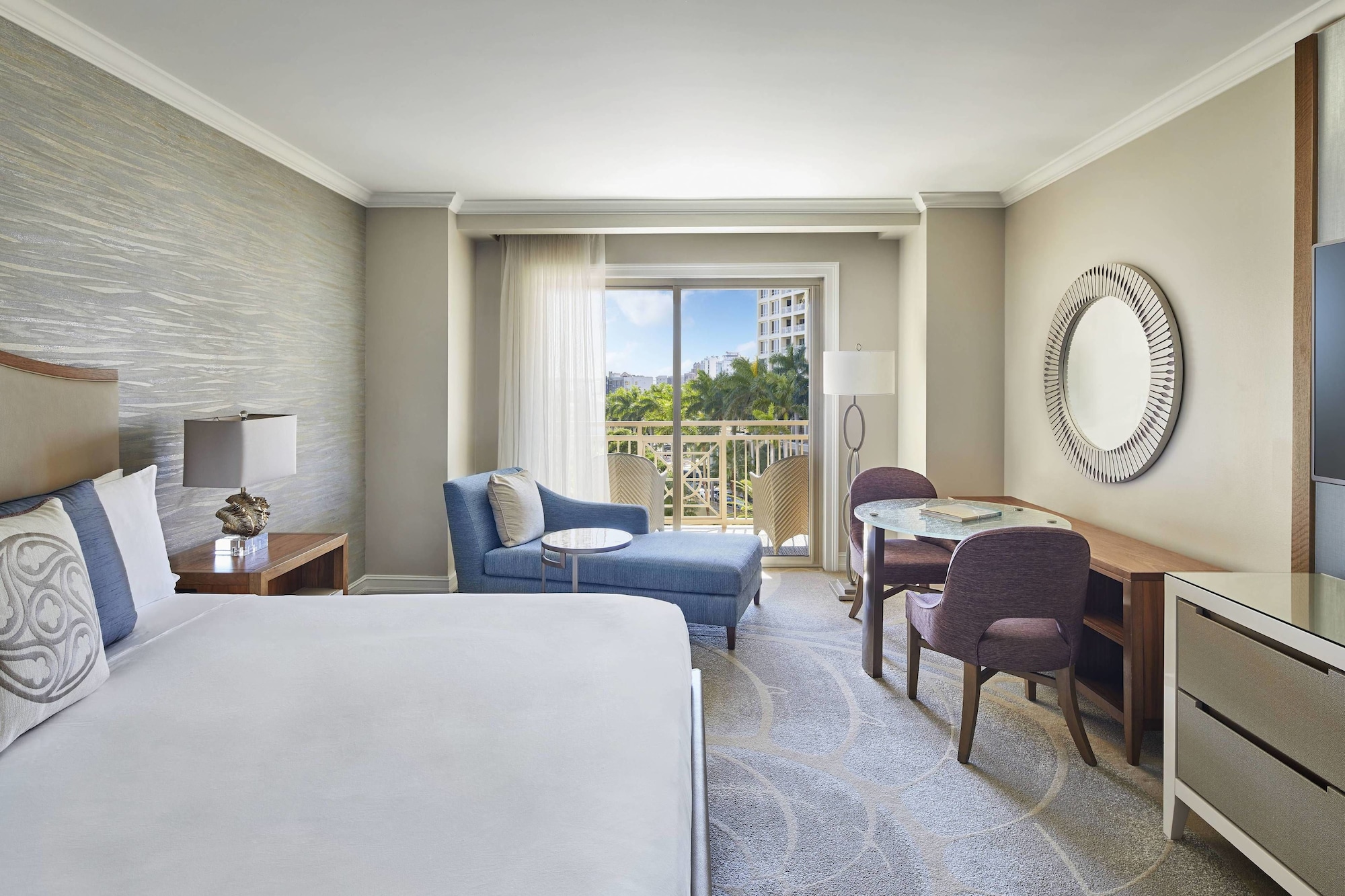 Deluxe, King Bed, Balcony