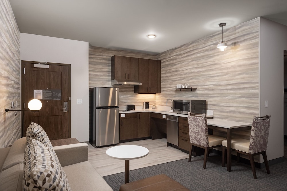 Residence Inn by Marriott Denver Aurora 26/35