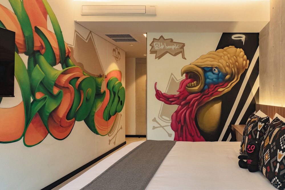 Street Art Hotel Roma 11/50
