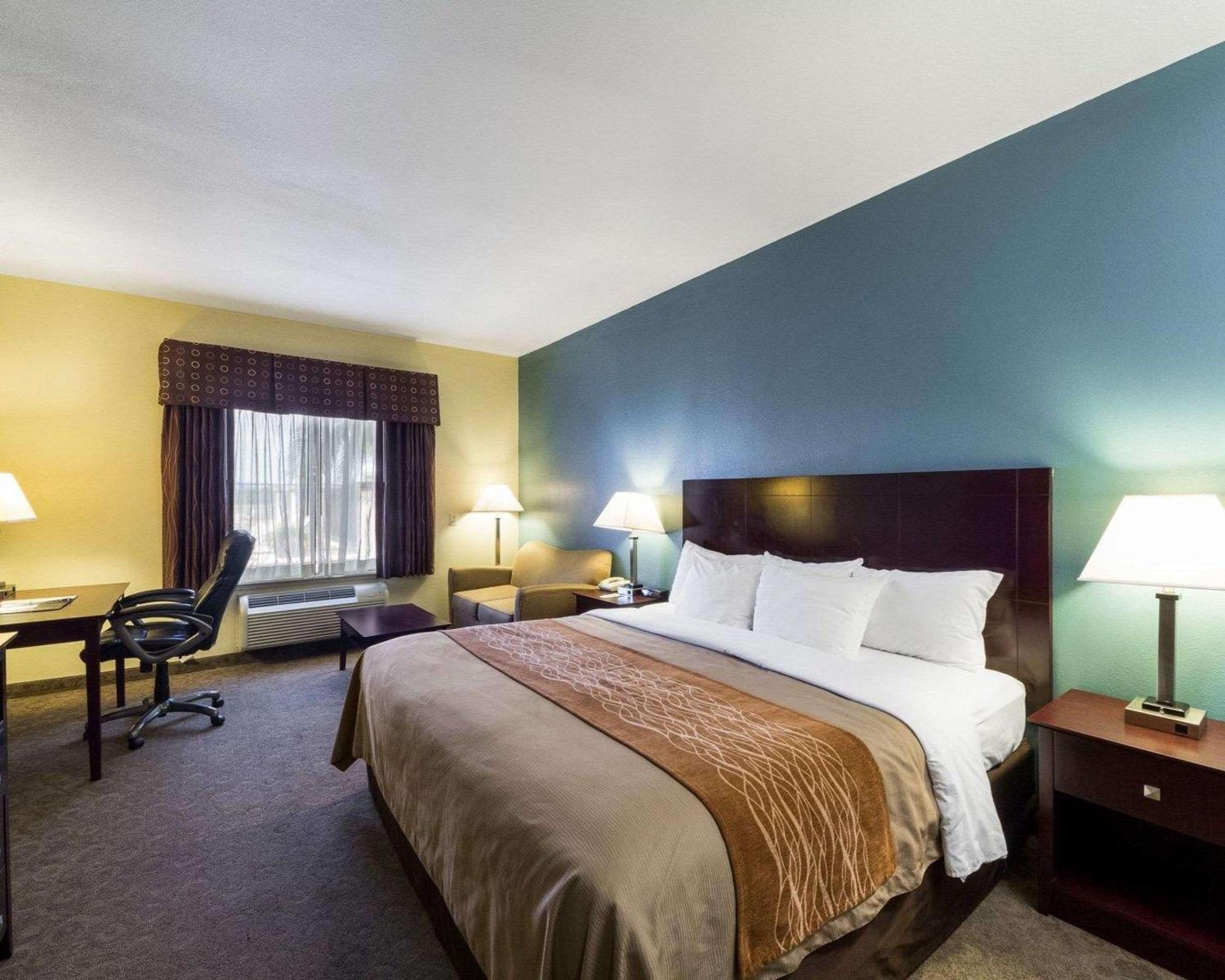 Efficiency, Superior, King Bed