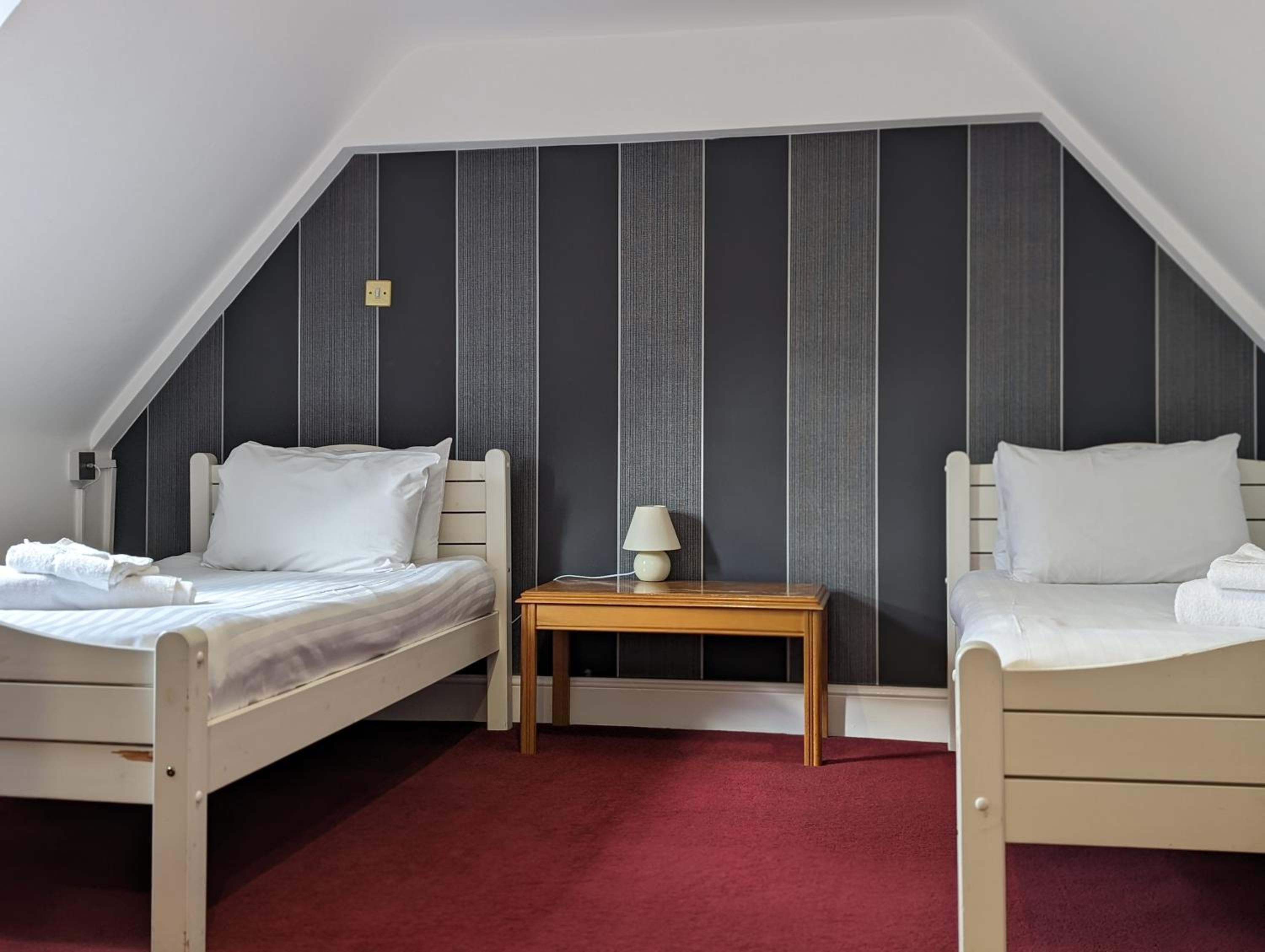 Room, Twin Beds