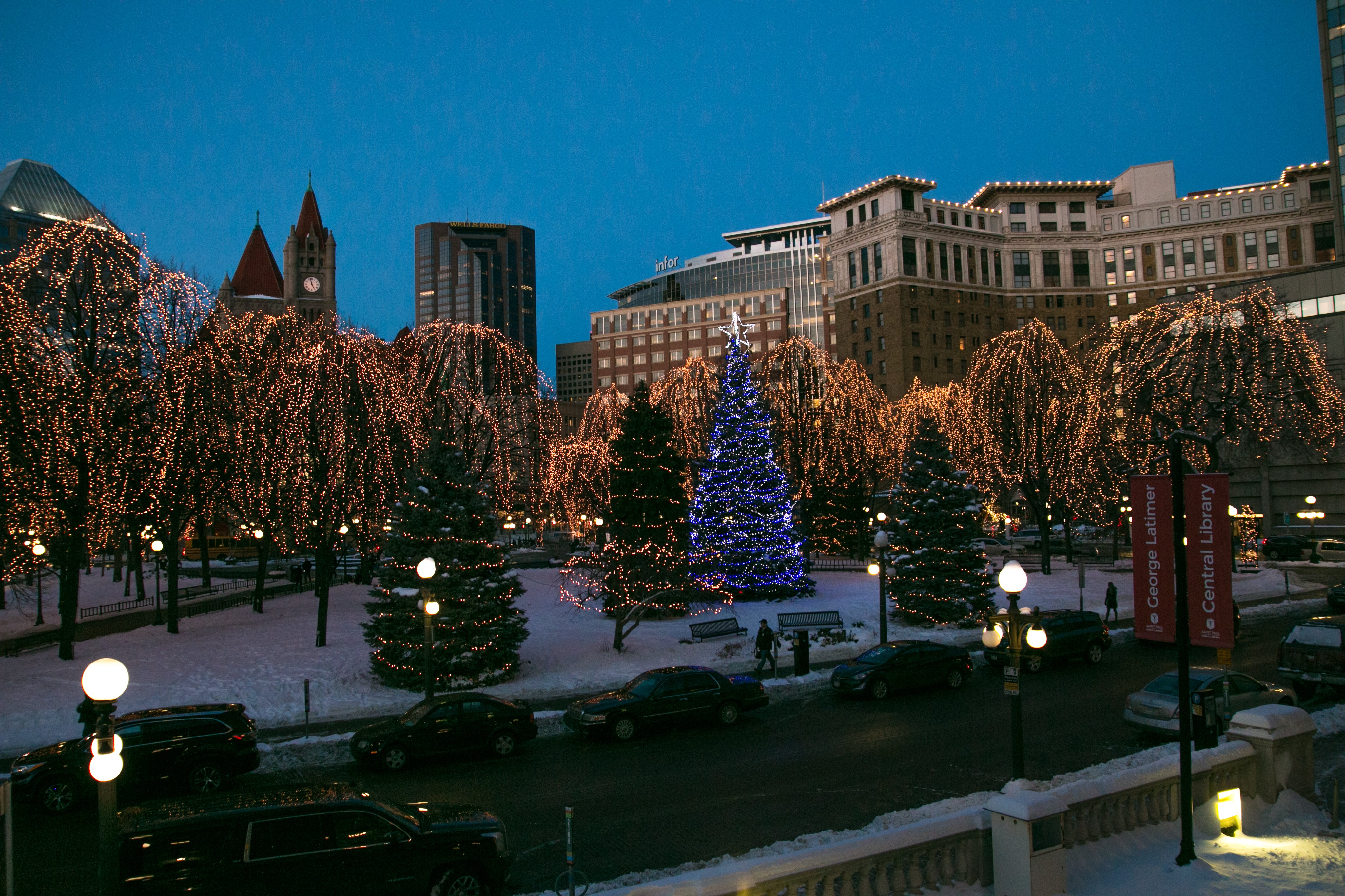 Holiday Inn St. Paul Downtown 69/74