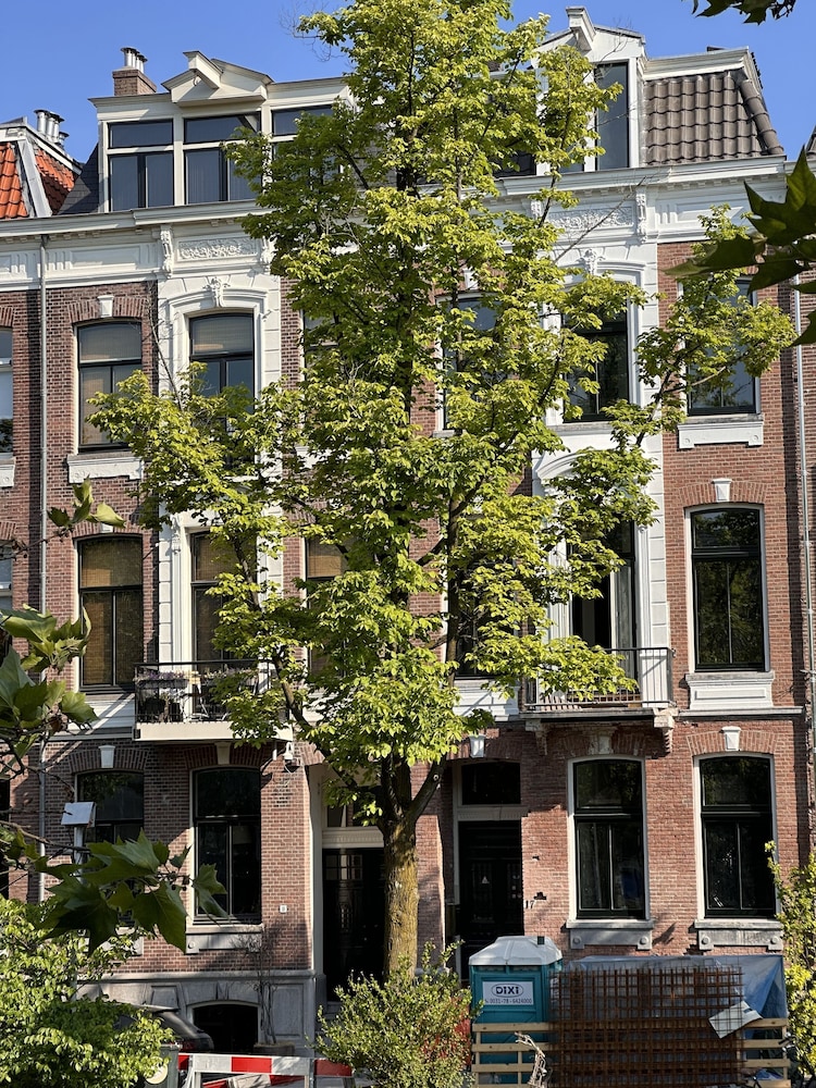 If boutique hotel 5/55