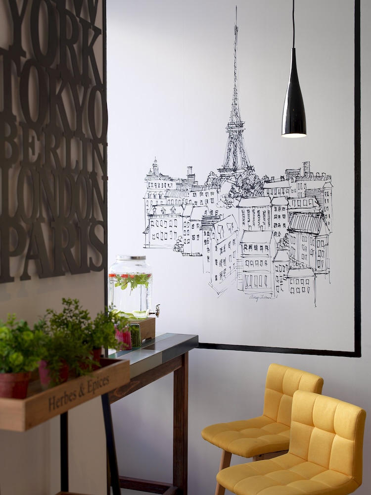Hotel Paris Opera Managed By Melia 8/66