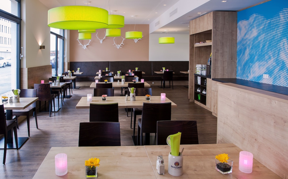 Coffee Fellows Hotel Munchen Freiham 67/82