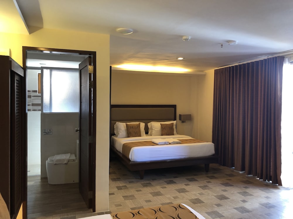 The Piccolo Hotel Of Boracay 12/61