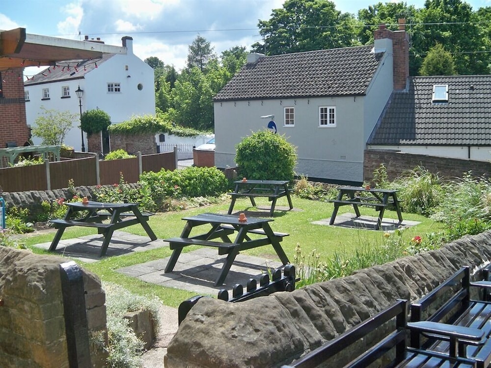 Nelson Railway Inn 7/16