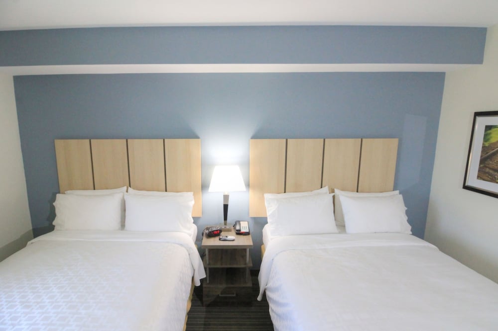 Candlewood Suites Memphis East 13/45