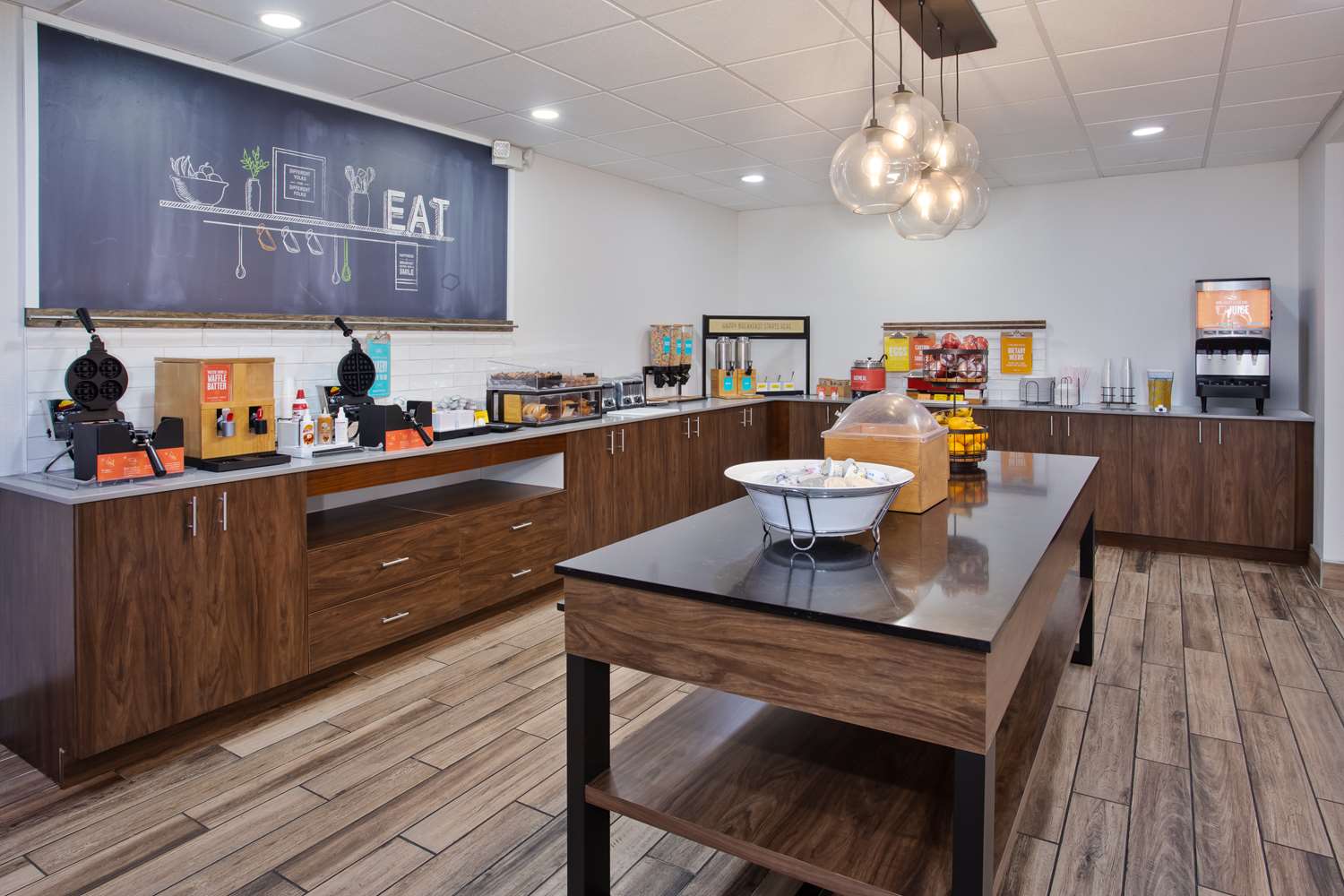 restaurant cafeteria