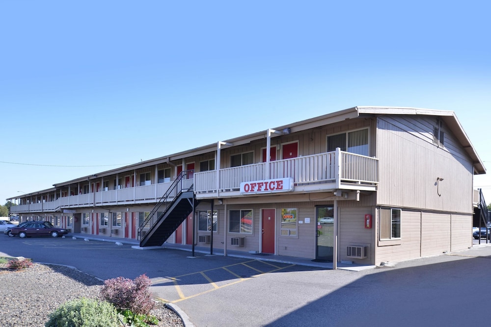 Econo Lodge Kennewick Tri-Cities 1/27