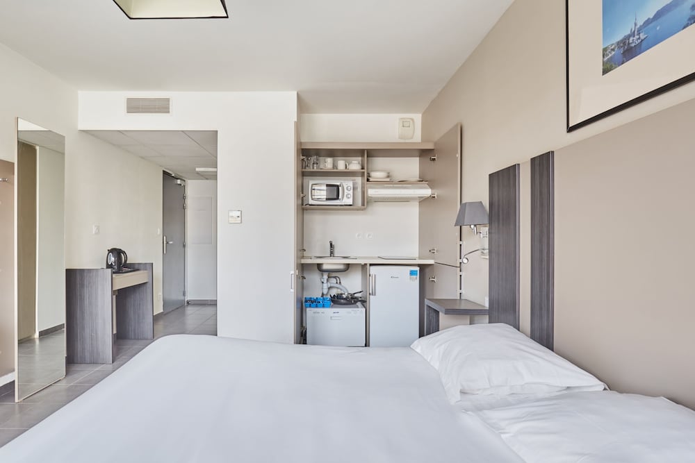استوديو سوبيريور بسرير كوين، Appart hotel Odalys City Marseille Centre Parc Chanot Velodrome 3/10